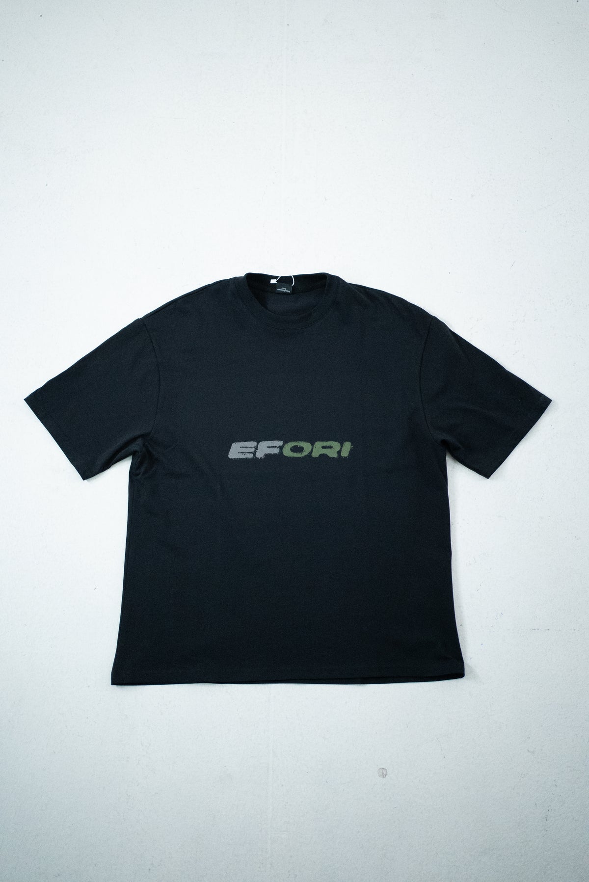 T-SHIRT OVER BLACK